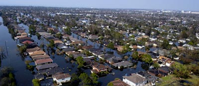 Hurricane Katrina causes extensive flooding